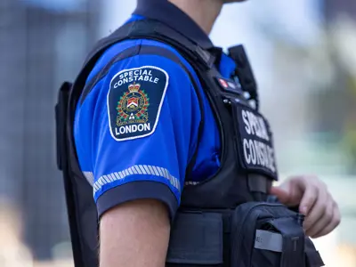 Special Contable uniform side view